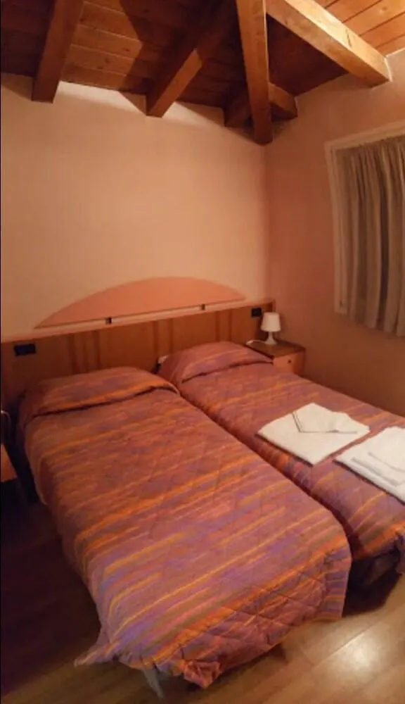***  Hotel La Piazzetta Vidiciatico Italia