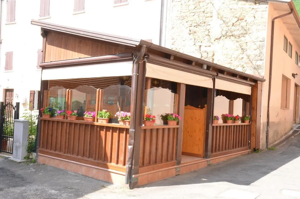 Hotel La Piazzetta Vidiciatico 3*,